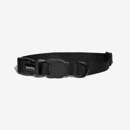Alternative full view of the Collar Gotham highlighting its detailed stitching and finish.